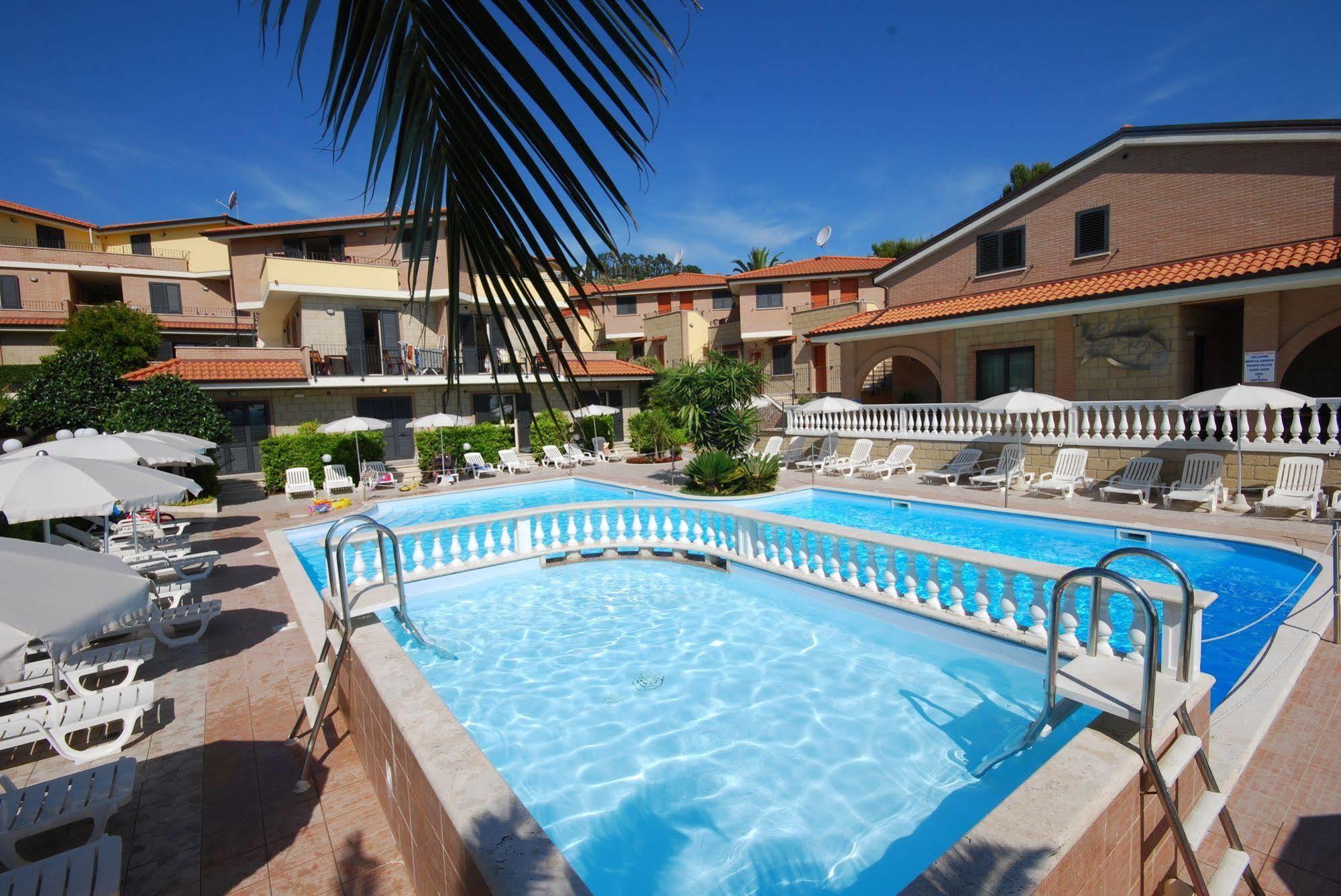 Residence Il Borgo Tortoreto Dış mekan fotoğraf